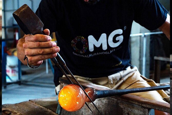 Glass Blowing Show Visit Murano Glass Factory and Showroom OMG - Inside the 500 m² Showroom: What You’ll Actually See