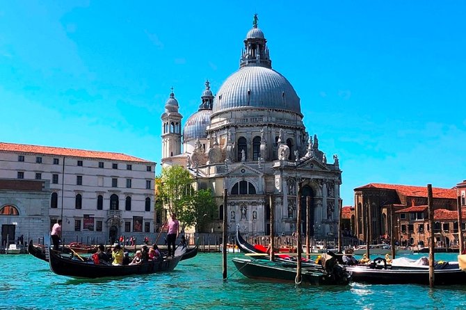 Gondola Ride and St Mark's Basilica Tour - Gondola at 3:00 PM: Teatro La Fenice From the Water