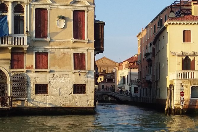 Grand Canal boat tour and Murano glass experience with Hotel pick up - Small practical tips that make the day smoother