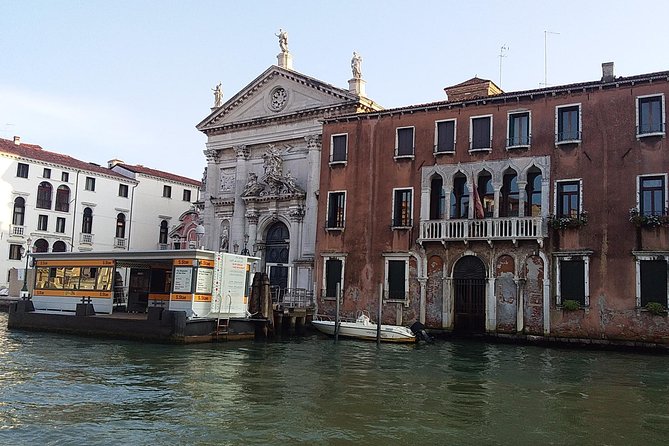Grand Canal boat tour and Murano glass experience with Hotel pick up - Murano visit at a historic glass factory (and what you’ll actually see)