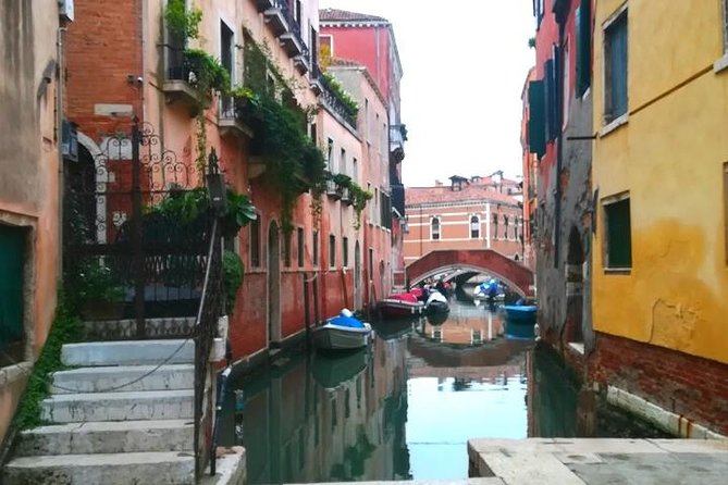 Guided Tour of the Jewish Ghetto in Venice with Cannaregio & Synagogues Visit - Ghetto Ebraico: Jewush Museum and Two Synagogues Inside