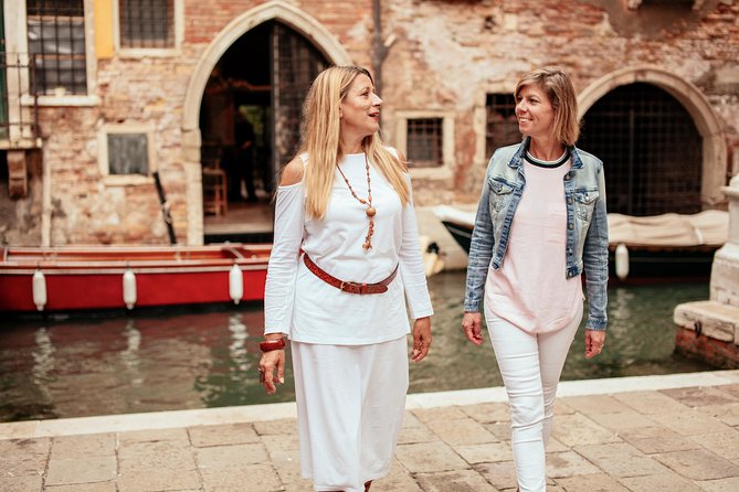 Highlights & Hidden Gems With Locals: Best of Venice Private Tour - Practical tips: timing, what to wear, and how to plan for tickets