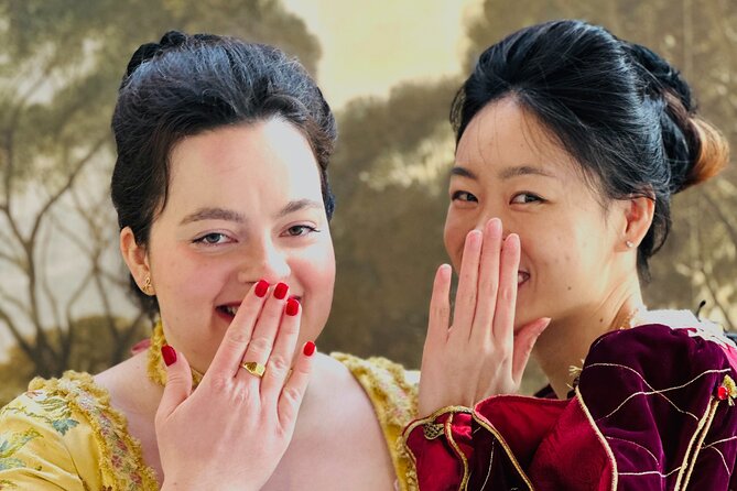 Historical Journey and Dress up Experience in Venetian Carnival - Professional digital photos: the souvenir that doesn’t weigh you down