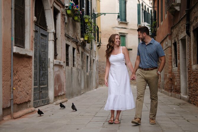 Iconic Photos and Adventure in Venice - Why This Venice Photo Walk Feels Less Like a Checklist