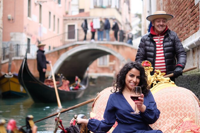 Iconic Photos and Adventure in Venice - The Photo Promise: 40+ Edited Images You Can Actually Keep