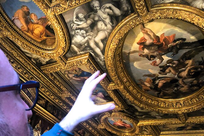 Immersive Beauty: A Tailored Private Tour of the Doge's Palace - Scala dei Giganti: where the power imagery starts