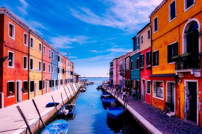 Island Hopping Tour: Mazzorbo, Burano and Murano - Heading to Murano: Craft Time Starts Right Away