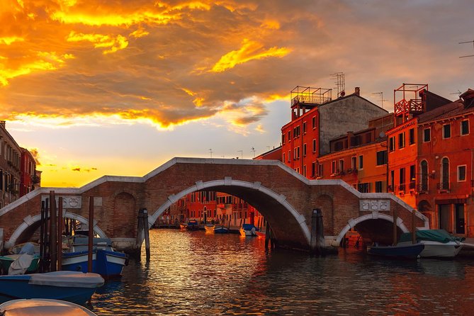 Jewish Ghetto and Cannareggio Private Tour in Venice - Private 2-hour walking format: what you actually get for $98.23