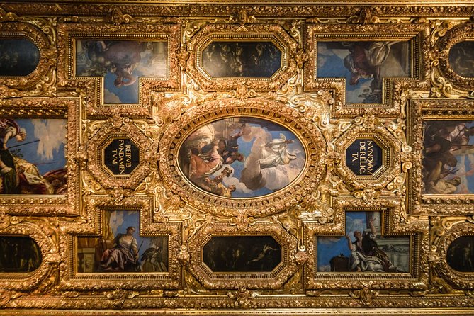 Kingly Venice: Doge Palace Ticket, Guided Tour & History Gallery - The political story behind Venice: why the Doge mattered