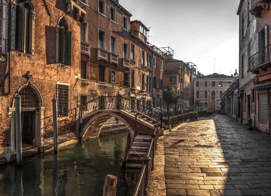 Land and Lagoon - Walking Tour and Gondola Ride - San Marco Basilica and the Doge’s Palace: Where Power Looks Like Art