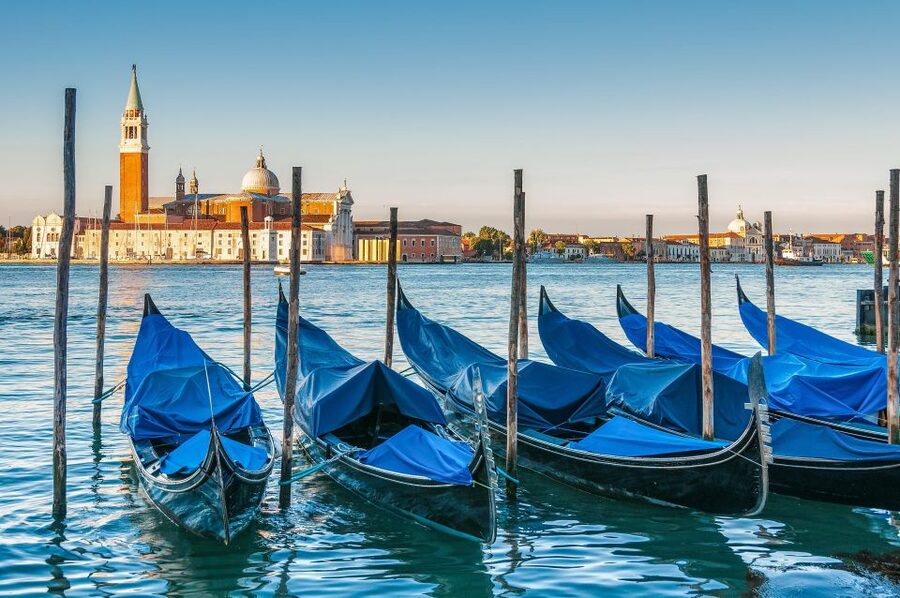 Land and Lagoon - Walking Tour and Gondola Ride - Scuole Grandi and the Mercerie: Venice’s Old Charitable Side