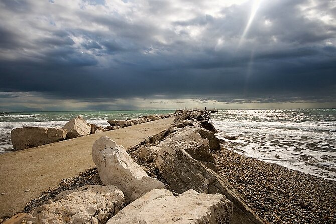 Lido Bike Tour: With a Local on the Island of Cinema - From Murazzi to Alberoni: beaches, breakwaters, and dunes