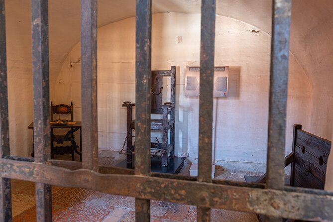 Lords of the Night Prisons Palace: Cells & Torture Tools Visit - Doge’s Prison on St. Mark’s: what you’re really walking into