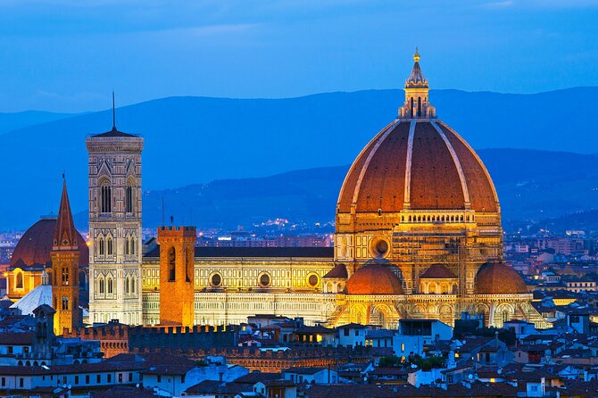 Luxury Private Transfer Venice to Lake Como / Bellagio - Meet the kind of driver you actually want: punctual, friendly, discreet