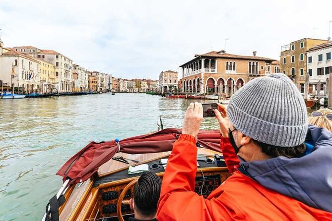 Magical Gondola Journey: Explore Venice's Grand Canal in Style! - Who this gondola ride is best for