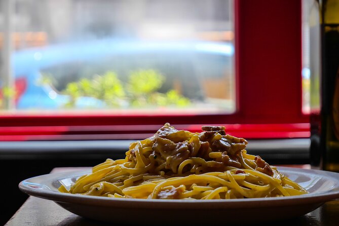 Make Pasta Carbonara from Scratch in a Jazz Club in Venice - Where you cook: Al Vapore Jazz Club and a very different atmosphere