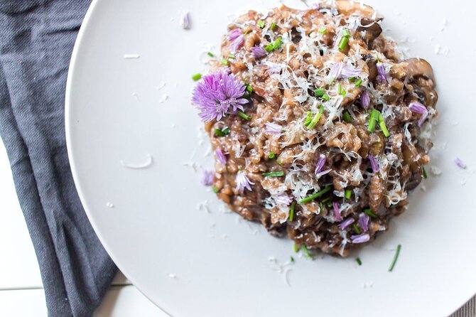 Make Ravioli & Tiramisù in Central Venice Kitchen (3-Course Meal) - Where You Cook: Dorsoduro’s Art-Filled Kitchen Setting