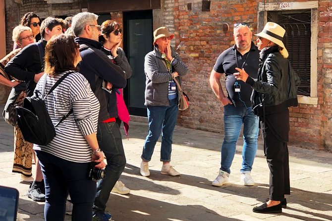 Morning Walking Tour of Venice with Gondola Ride - Canal Grande stop: the city’s inverted S, plus a ticketed moment