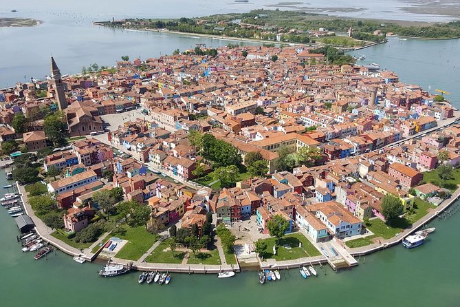 Murano and Burano Islands 4-Hour Tour - The Murano glass factory stop: what you really get in 1 hour 15 minutes