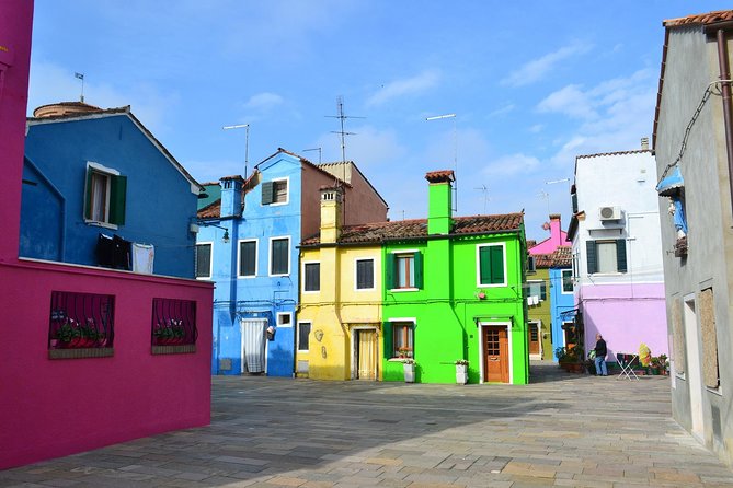 Murano and Burano Islands Semi-Independent Tour - Who should book this tour, and who should skip it