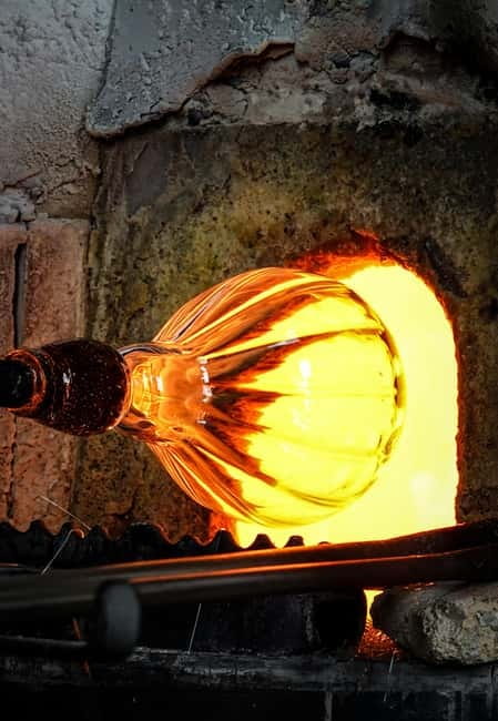 Murano:Boat Ride, Glassblowing Demonstration & Factory Visit - Meeting at The Tour Shop by San Zaccaria (and Why It’s Not Random)