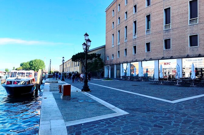 Murano, Burano and Venice Boat Tour from Venice Train Station - Getting Ready: Where You Meet and How the Timing Feels in Real Life