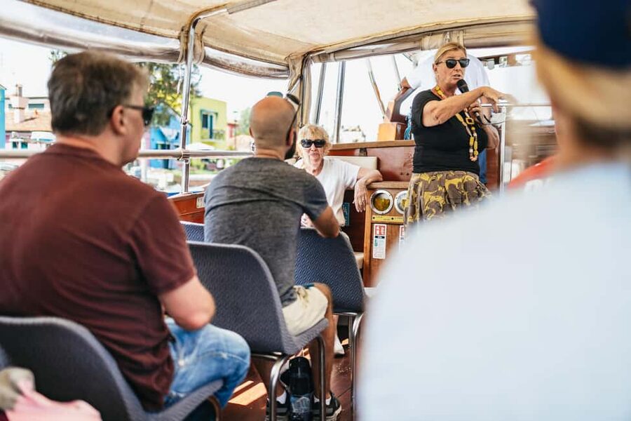 Murano & Burano Guided Tour by Private Boat with Glassmaking - Burano Lacemaking: Craft That Still Looks Like Work