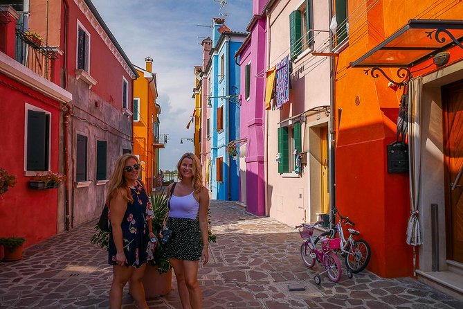 Murano & Burano Islands Guided Small-Group Tour by Private Boat - Burano lace and the color of the houses from the canals