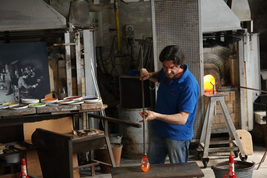 Murano, Burano, Torcello: Tour with Guide & Glass Factory - Meeting points in Venice: San Marco area or Santa Lucia/Train Station
