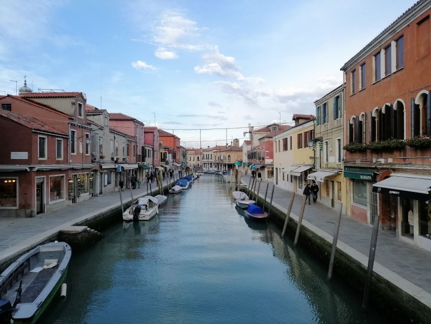 Murano: Glass Lampwork Workshop and Walking Tour - Inside the glass factory: what you’ll see and why it’s more than a showroom