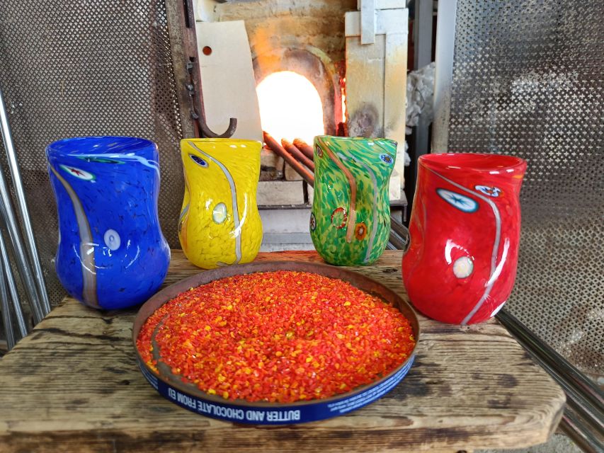 Murano: make your item with a glass master and take it home - Murano’s Gino Mazzuccato factory: how the experience starts