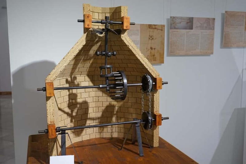 Museum of Leonardo da Vinci's working machines - Beyond machines: anatomy models and painting replicas