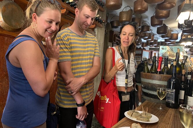 Old Taverns and Rialto Market Food Adventure (come hungry!) - Key highlights you’ll actually feel during the tour