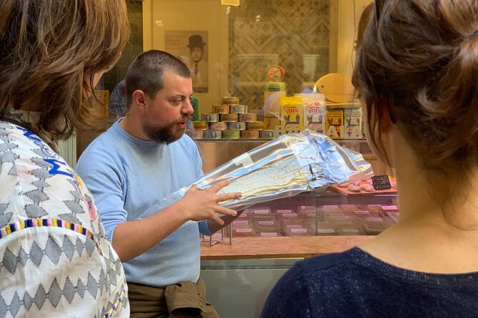 Old Taverns and Rialto Market Food Adventure (come hungry!) - Practical tips that help you enjoy the walk (and not just the food)