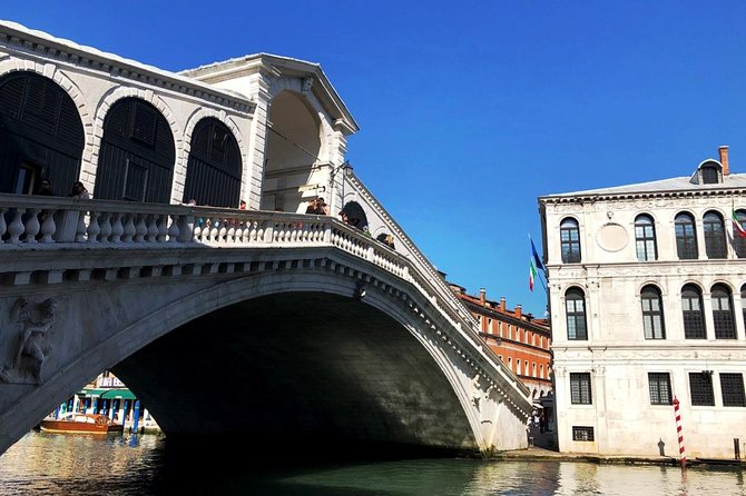 One-Day Venice: Skip-the-Line St. Mark’s Basilica, Walk & Gondola - Why this Venice combo tour feels efficient (and what you should expect)
