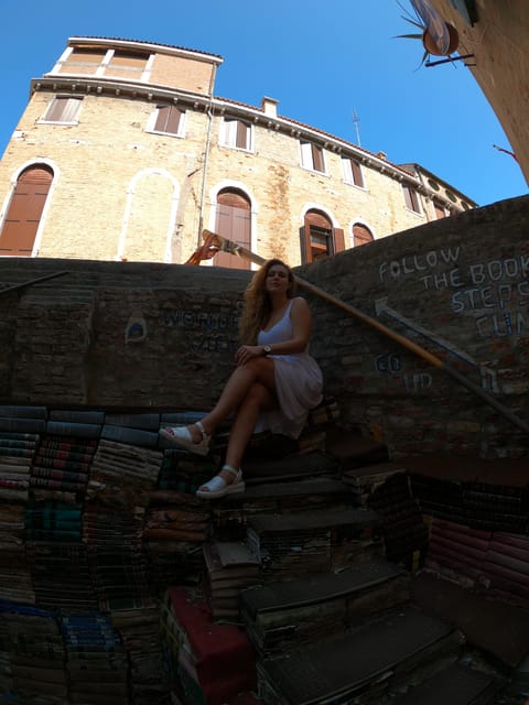 Photo with a professional photographer in Venice - Price and value: is $59 per person a good deal?