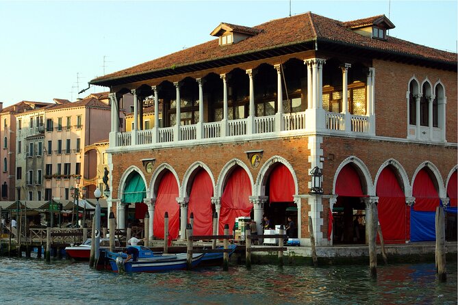 Private 3 hrs Venice Tour: St Mark's, Walking tour & Boat tour - Hidden Venice time: learning the street network without feeling rushed