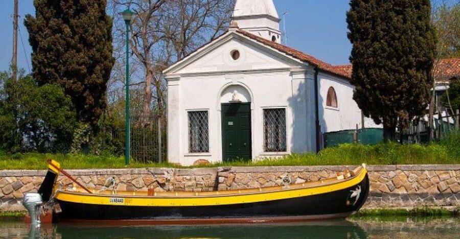 Private 4 hours North Lagoon: Traditional Venetian Boat Tour - How the Private Setup Makes the 4 Hours Feel Personal
