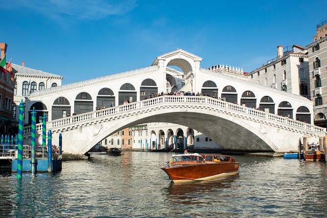Private Arrival Transfer: Venice Train or Bus Stations to Venice Hotels - Key highlights at a glance