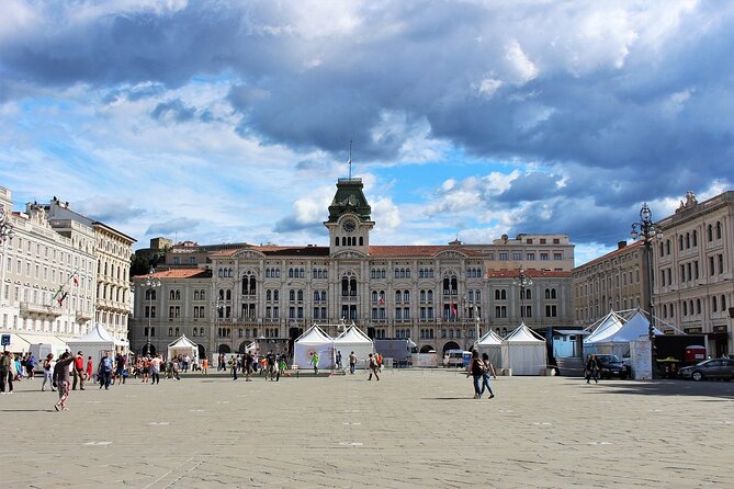 Private Direct Transfer From Venice to Trieste, up to 8 pax - Venice Access Fee: The Only Potential Surprise