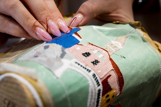 Private Discovery of Murano Glass and Burano Lace - Murano island walk and San Donato: where the stories get grounded
