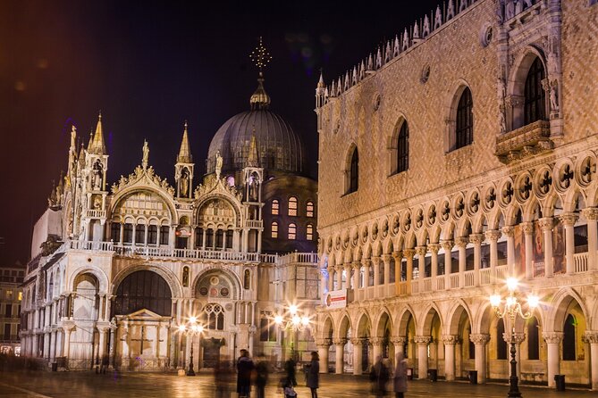 Private Doge's Palace & St Mark's Basilica After Hours Night Tour - What to wear and bring for a smooth entry