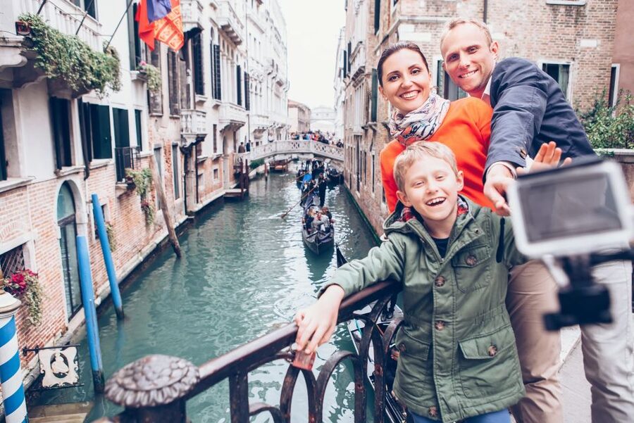 Private Family Tour of Venice with Fun Activities for Kids - Leonardo da Vinci Museum for kids: skip-the-line and working machines