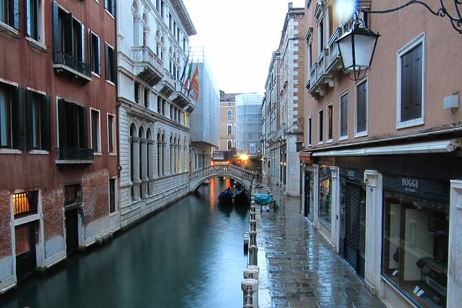 Private Full Day Tour from Milan to Venice with local tour guide and fast train - Lunch and the afternoon freedom: how to use your own time well