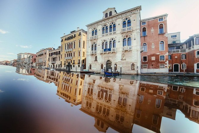 Private Grand Canal Boat Tour and Murano Glass Experience - The Guide Experience: Why the Human Touch Matters in Venice