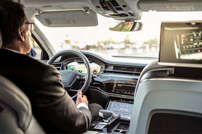 Private One-way Airport Transfer Venice Airport to Venice - Luggage, Vehicle Types, and the One Thing to Watch Closely