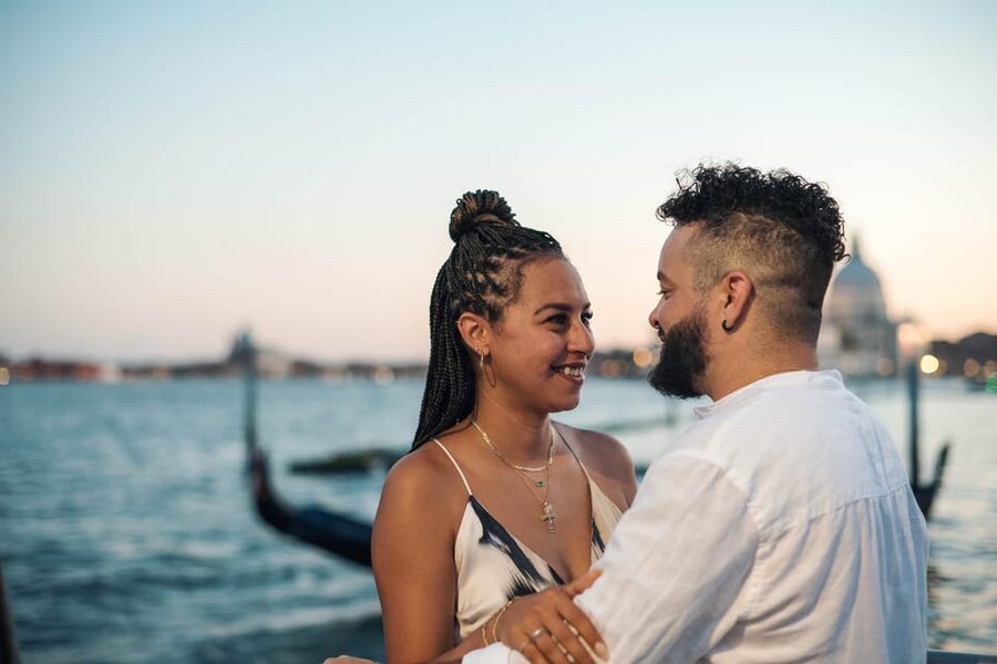 Private Photoshoot of Your Gondola Ride in Venice - Where the Grand Canal feeling fits in (and what to watch for)