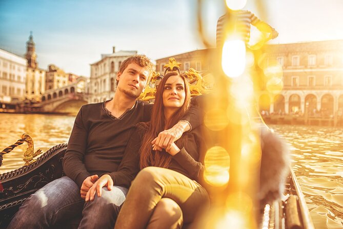 Private Photoshoot on Personal Gondola in Venice - Price and Value: Is $348.76 Worth It for Up to 4?