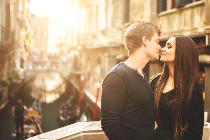 Private Photoshoot on Personal Gondola in Venice - Logistics That Matter in Venice (So Your Shoot Feels Smooth)