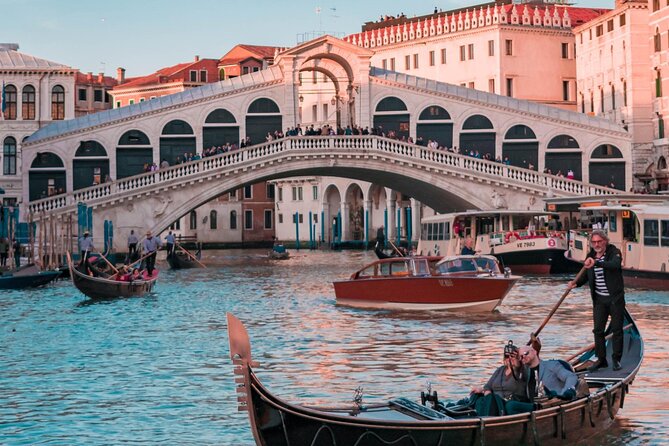 Private Secret Venice Tour; Rialto Market, San Polo & Food and Wine tasting - Stop-by-stop: Rialto Bridge secrets, markets, and canal views